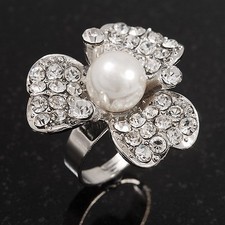 3 Petal Simulated Pearl