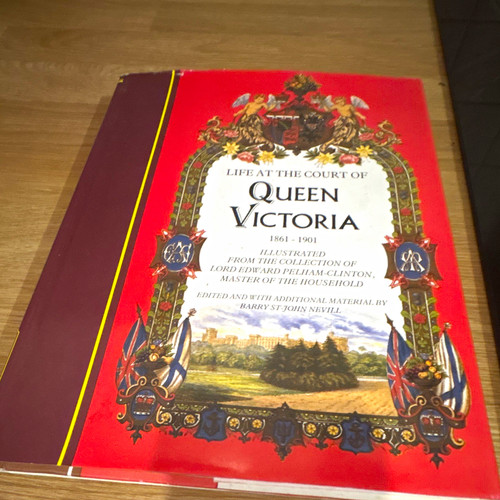 Life the court queen - of,