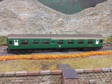 HORNBY R4115C BR Mk1 Composite Coach (Southern Region) 'S15907