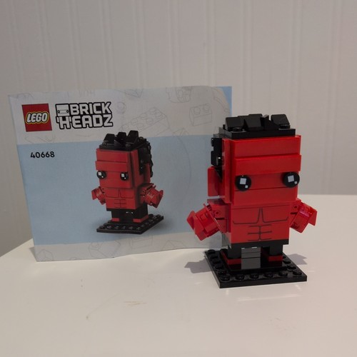 Lego red hulk brickheadz from - brickheadz,