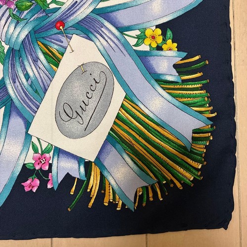 Vintage gucci silk floral - gucci,