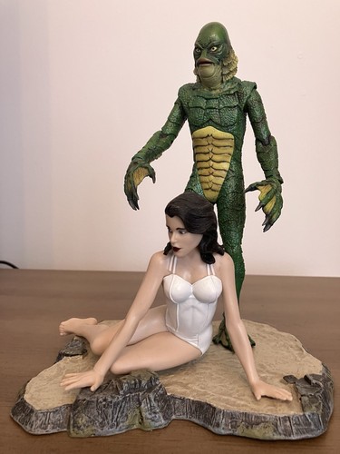 Universal monsters diamond - universal,