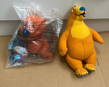 2x Vintage 2002 Bear In The