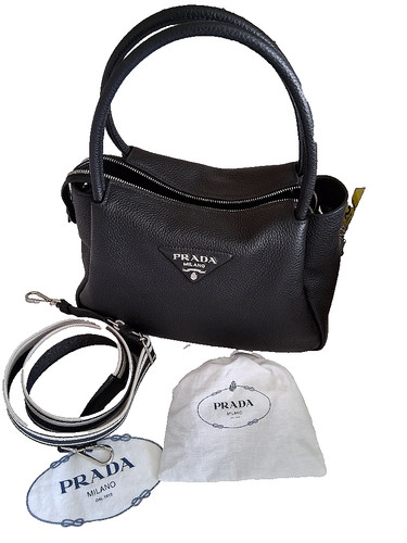 Prada authentic black leather - black,