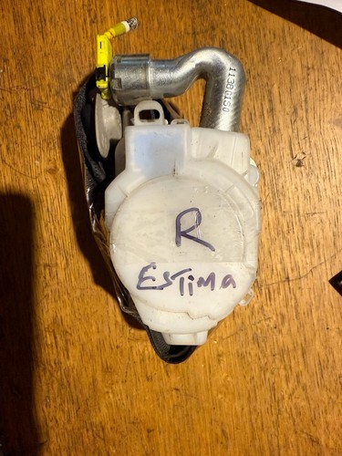 Toyota estima seat belt - seat,