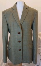 Really Wild Tweed Hacking