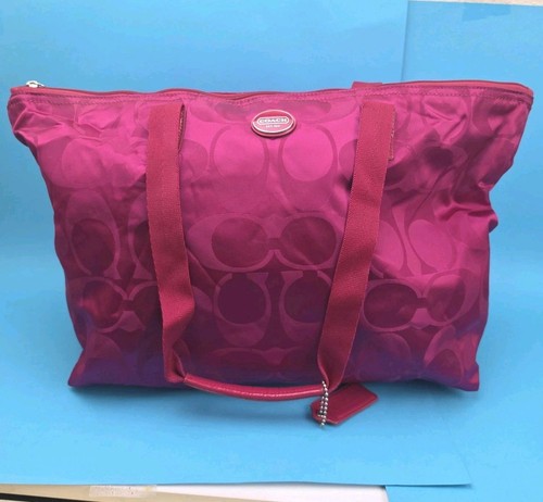 Coach getaway signature - coach,