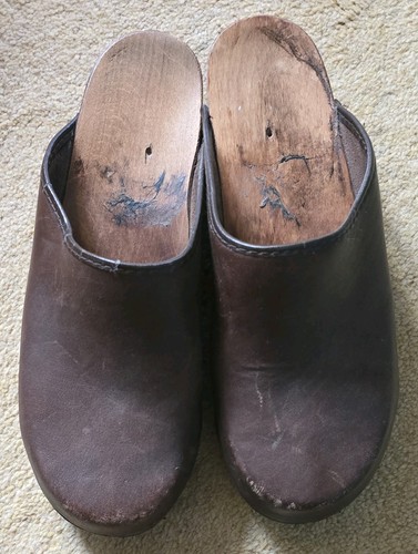 Wooden clogs size 8 - wooden, 8.5