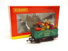 Hornby R60262 7 Plank Wagon