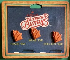 (3) 1980's HALLMARK FRIENDSHIP PINK PLASTIC SHANK BUTTONS CRAYON CRAZY NOS CARD