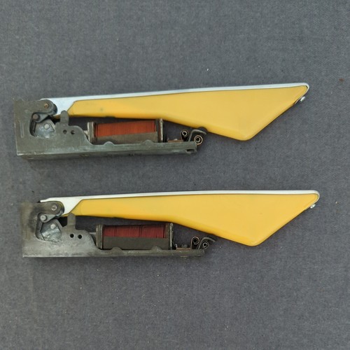 Pair genuine lucas sf35 - of,