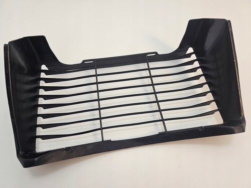 Yamaha 750 grille - 750, plastic