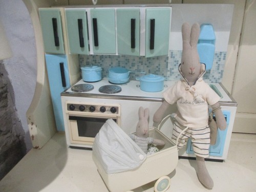 Vintage french toy cooker - french,