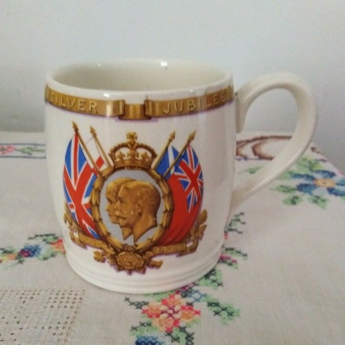 Vintage adams pottery - vintage, v