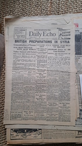 Vintage world war newspapers - world,