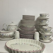 Johnson Brothers summer chintz dinner set Set For 6 = 47 Pieces