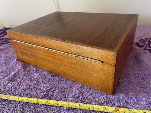 Wooden box for restoration