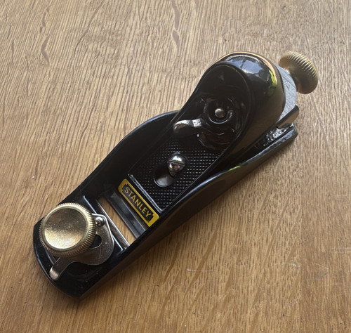 Stanley 220 block - stanley,