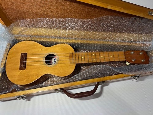 Vintage yamaha ukulele - yamaha, no.80