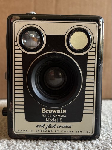 Vintage kodak brownie six - kodak,