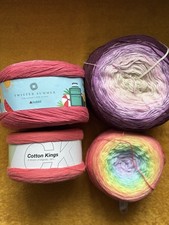 Bundle Hobbii Yarn 4x Cakes -