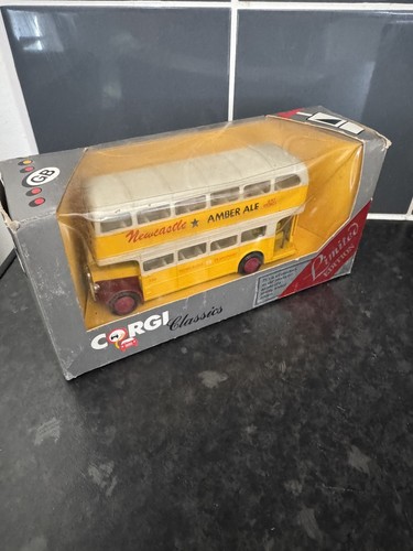 Corgi 643 aec regent - aec,