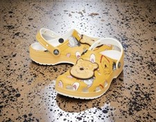 Crocs x Disney Winnie the Pooh