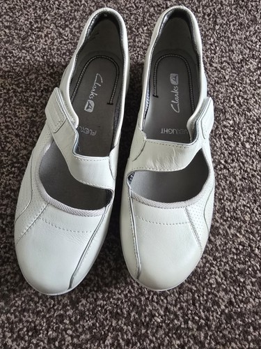 Clarks flexlight cream touch