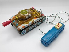 1960's Red CHINA ME O6O TANK