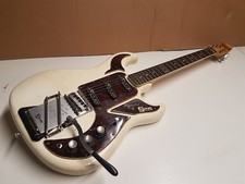 BURNS HANK MARVIN UK - SCROLL