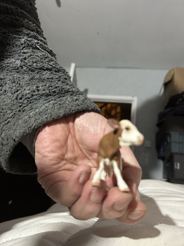 Resin cow figurine - figurine,