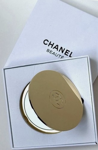 Chanel beauté double sided - chanel, double-sided