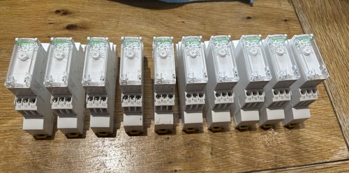 Schneider electric irta - electric,