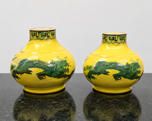 Wilton ware dragon - vases, pair