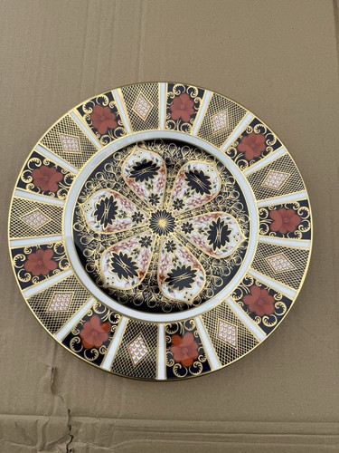 Royal crown derby plate - royal,