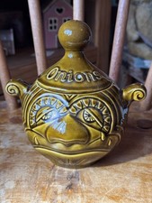 Vintage PEK crying face onion