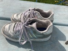 Girls K-Swiss Tennis Shoes Silver with Purple Accents Size 13 Faux Leather
