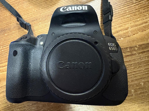 Canon eos 650d 0mp dslr - canon,