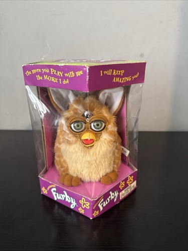 Vintage 1999 tiger - vintage, electronics