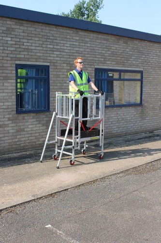 Low level deck mobile work - level,