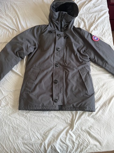 Canada goose chateau - canada,