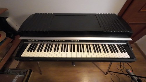 Fender rhodes stage - piano, mark