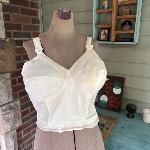 True vintage montgomery - true,