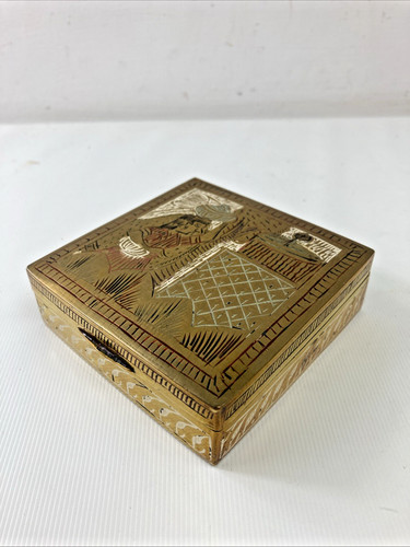 Brass trinket box - (refjoh27),