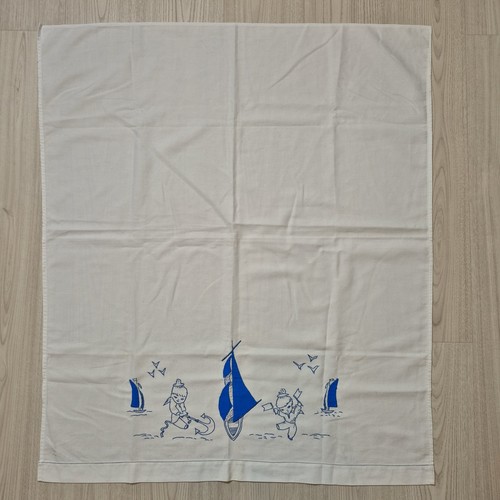 Vintage children curtain cot - vintage,