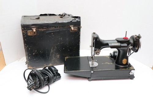 Vintage 1933 singer - vintage,