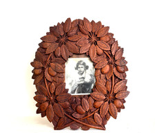 ANTIQUE INDIAN RAJASTHAN WOODEN CARVED TABLE PICTURE FRAME