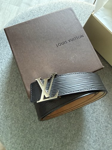 Louis vuitton initiales epi - lv,