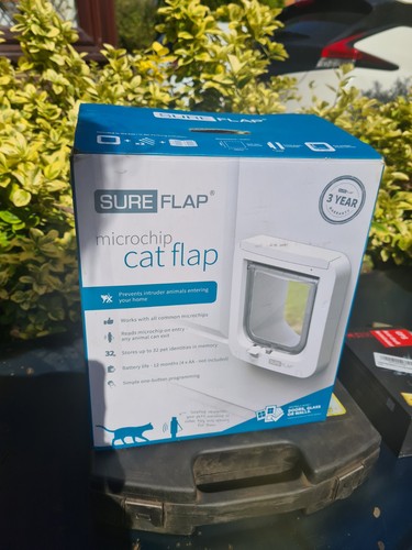 Sureflap microchip pet door - pet,