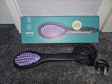 Dafni hair straightening brush
